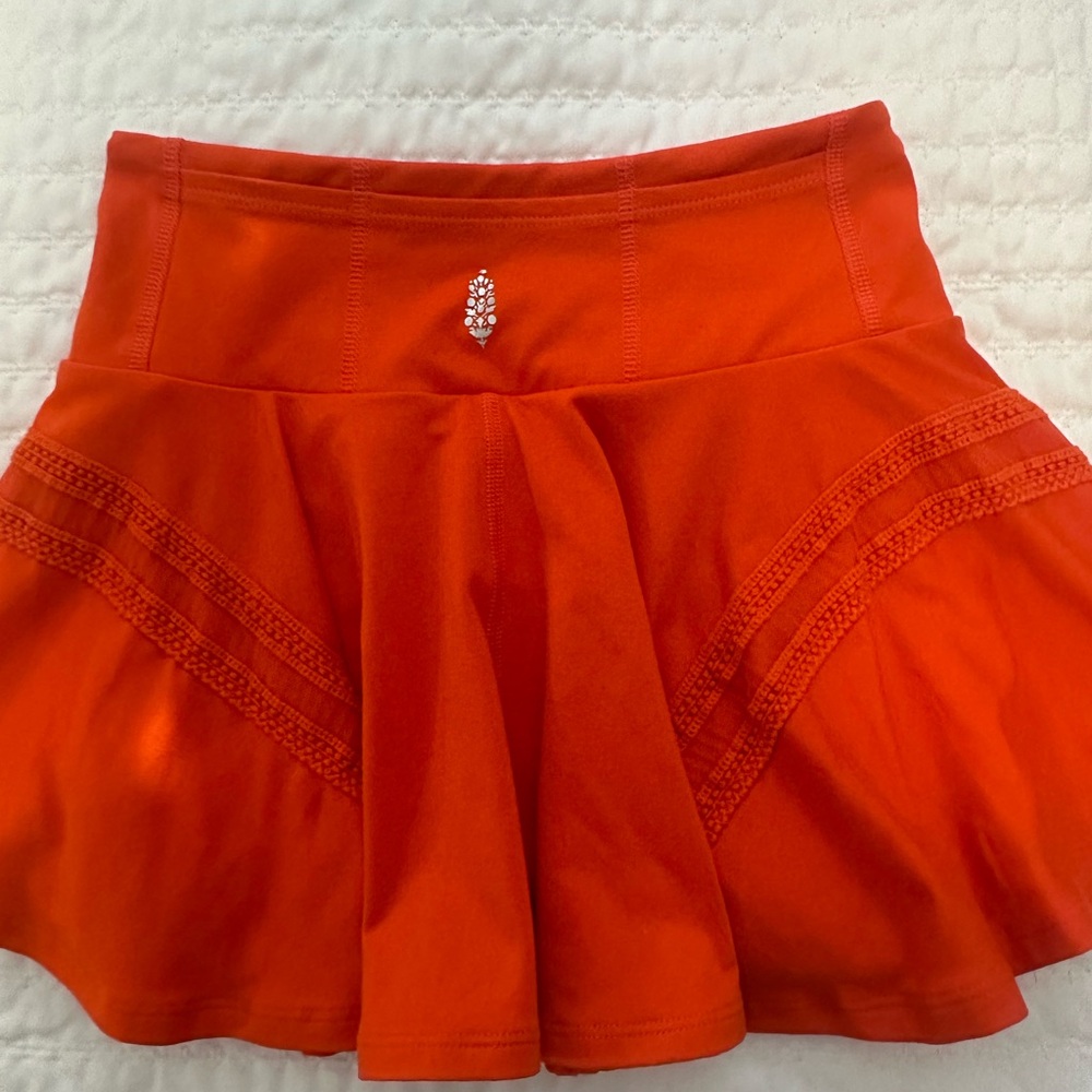 Free People XS skirt'. FP Movement!